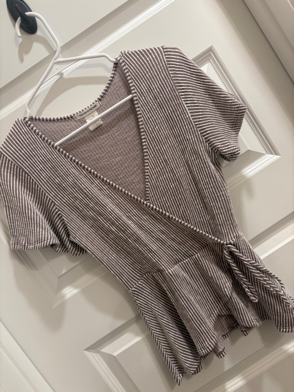 ✨Striped Crossover Tee✨ - Picture 2 of 4